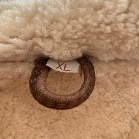 Men's ABE Distressed Brown Shearling Jacket - Picture 10 of 10